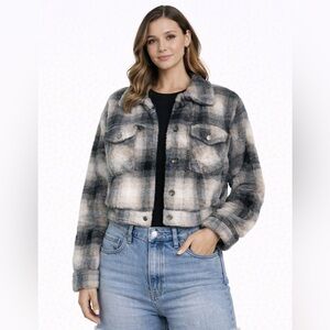 trendy plaid jacket